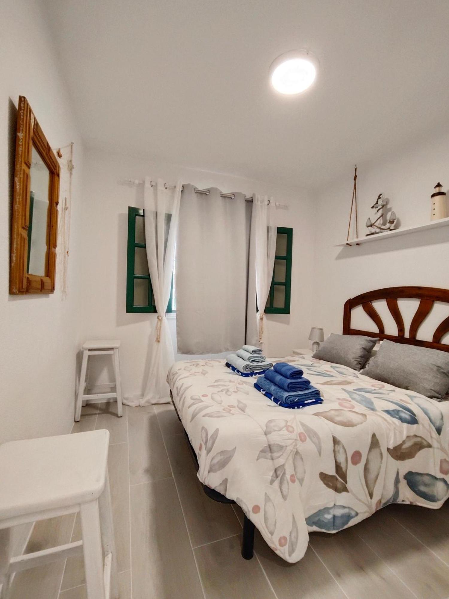 Apartamento Louise 1 Minuto A Pie Del Mar Tías Exterior foto